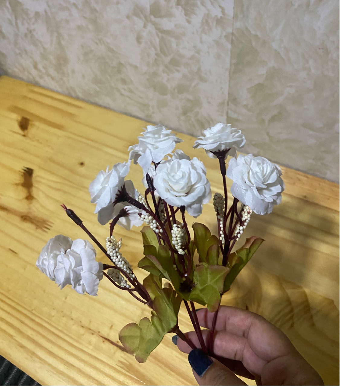 Flores Brancas - LARYMINIFESTAS