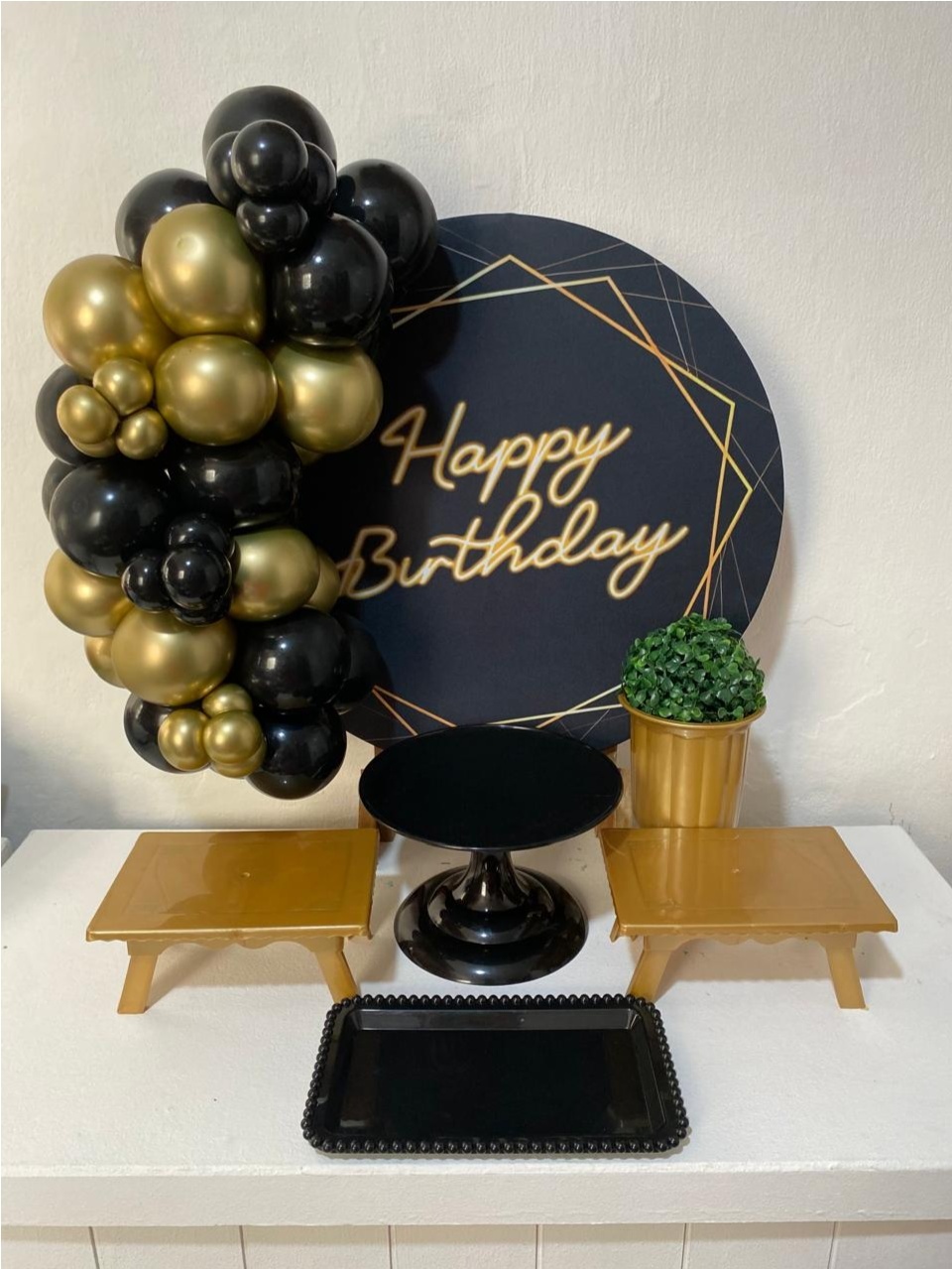 Kit 2 Só Um Bolinho - Dourado Com Preto Happy - Criativo amor Festas e Personalizados 