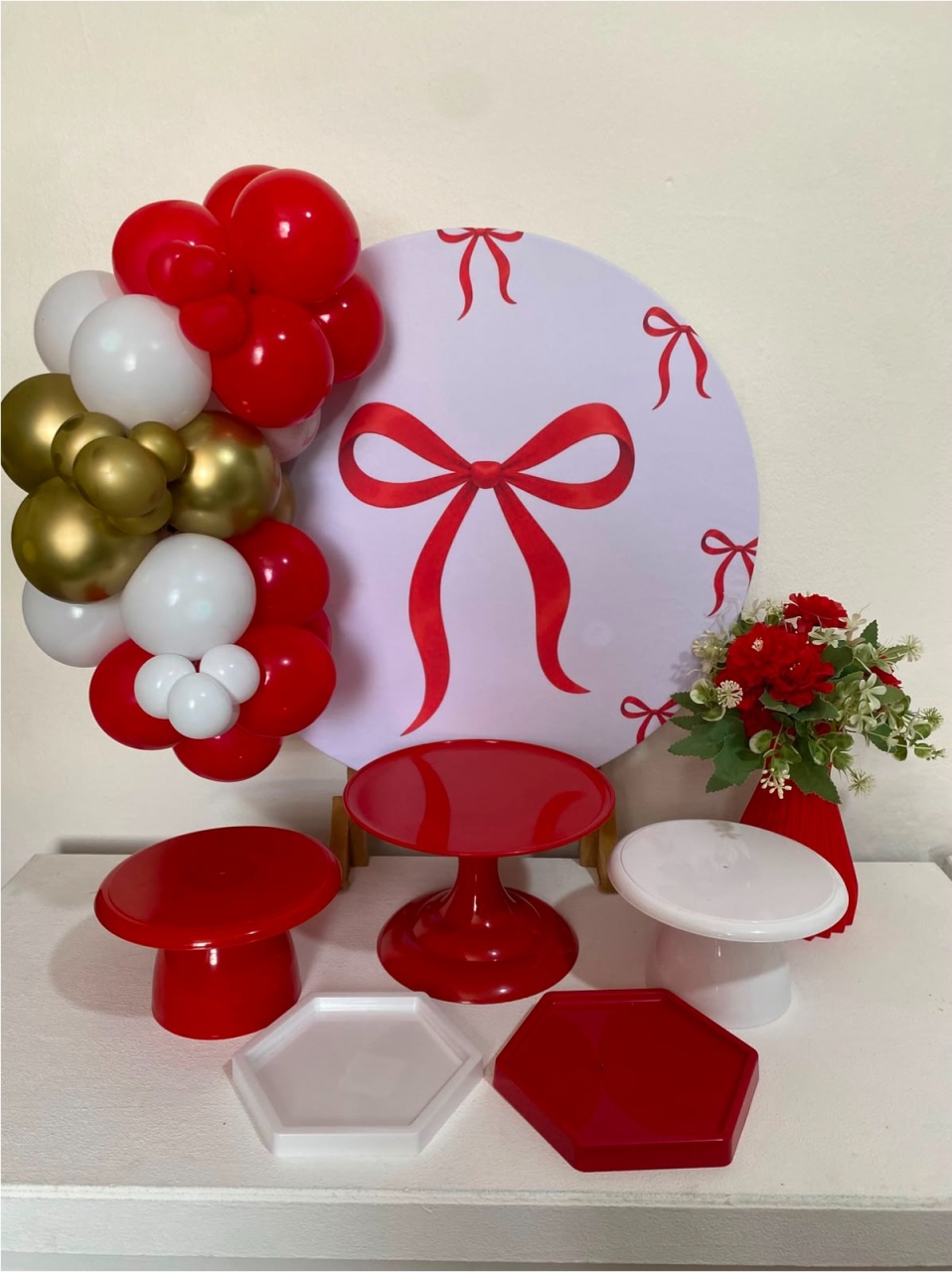 Kit 2 Só Um Bolinho - Laços Vermelhos - Criativo amor Festas e Personalizados 
