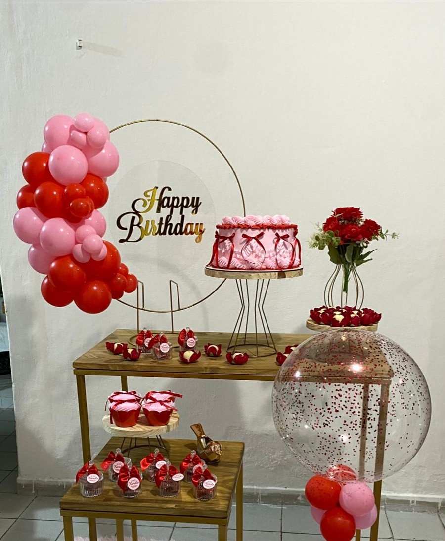 Kit 2 Só Um Bolinho - Acrílico Vermelho - Criativo amor Festas e Personalizados 