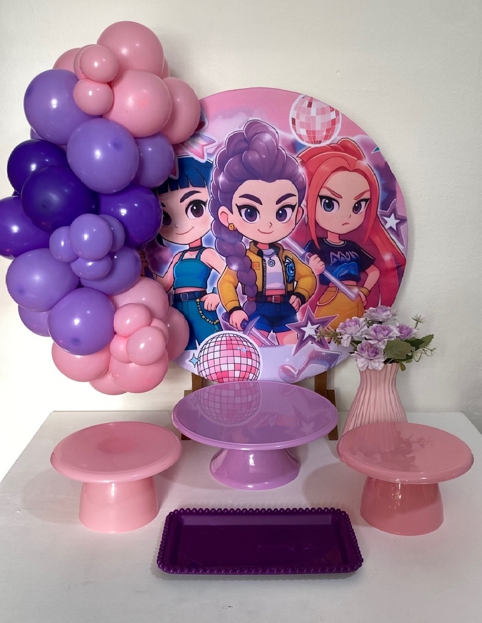 Kit 2 Só Um Bolinho - Guerreiras Do K-Pop Cute - Criativo amor Festas e Personalizados 