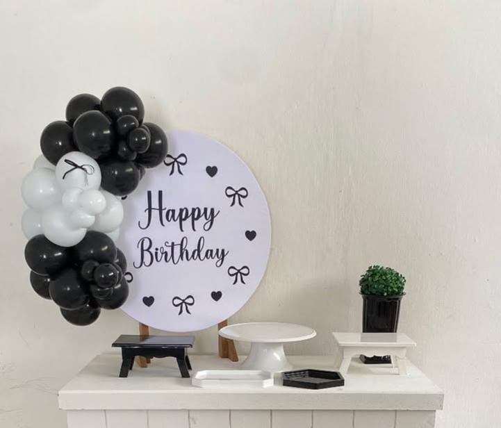 Kit 2 Só Um Bolinho - Happy Birthday Preto E Branco - Criativo amor Festas e Personalizados 