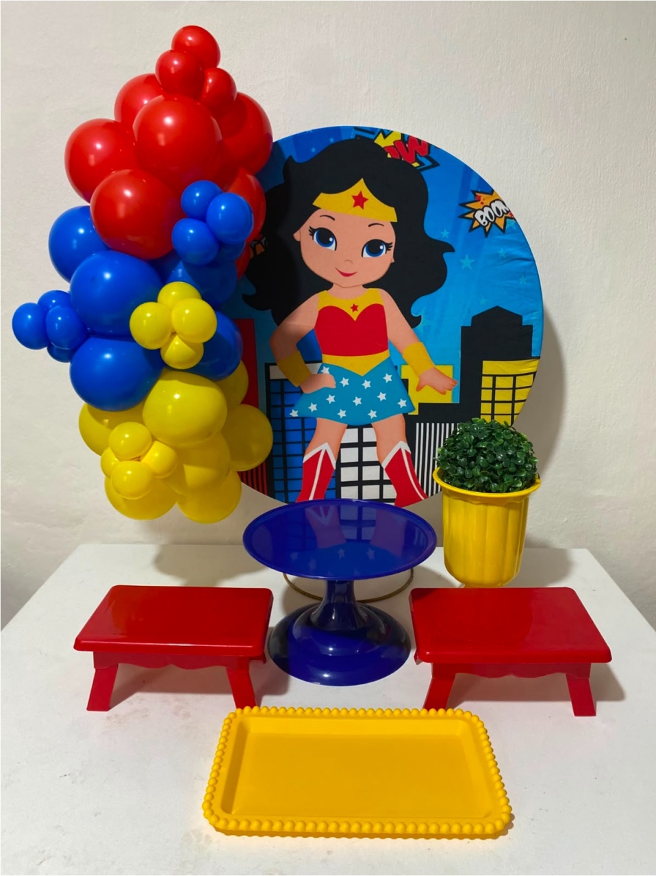 Kit 2 Só Um Bolinho - Mulher Maravilha - Criativo amor Festas e Personalizados 