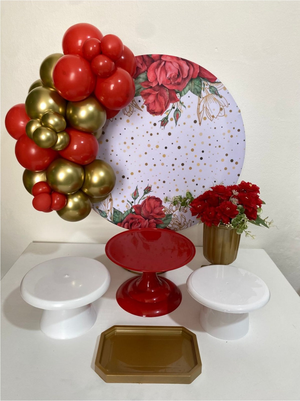 Kit 2 Só Um Bolinho - Flores Vermelhas - Criativo amor Festas e Personalizados 