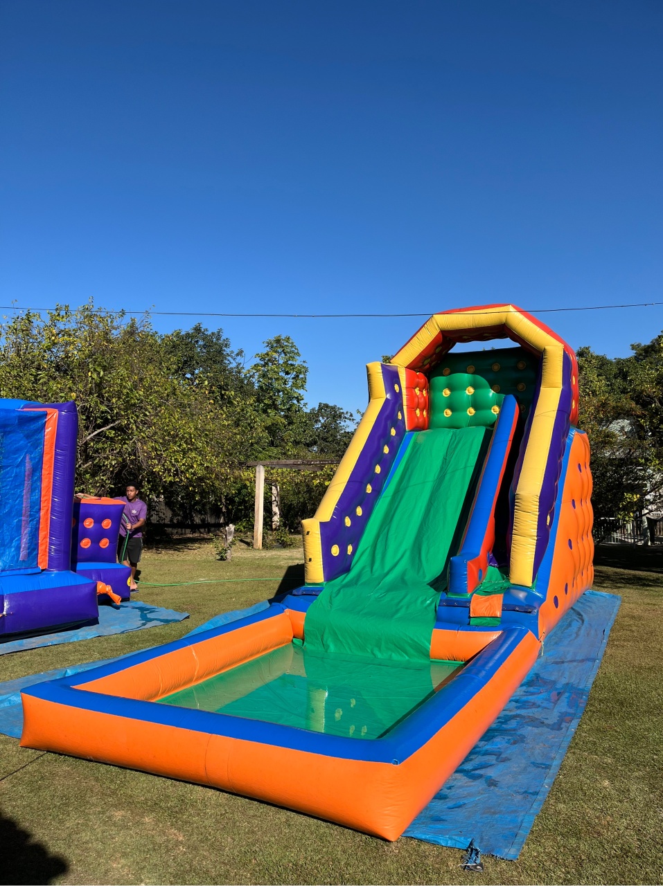 Toboágua + Piscina Inflável (A4,2M X L3.0M X C8.0M) - MILLENYLIMA