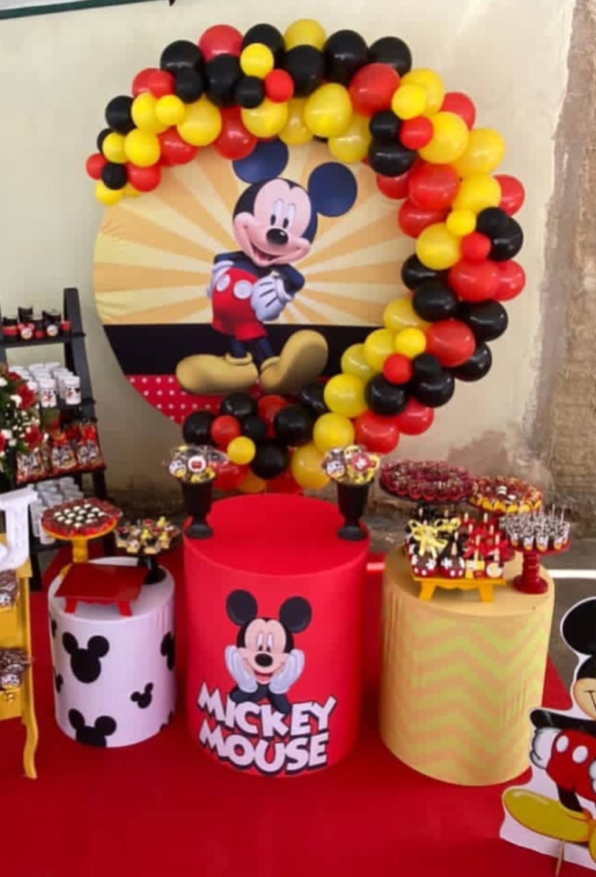 Kit Mickey P - Bruna Pacheco locações & decorações