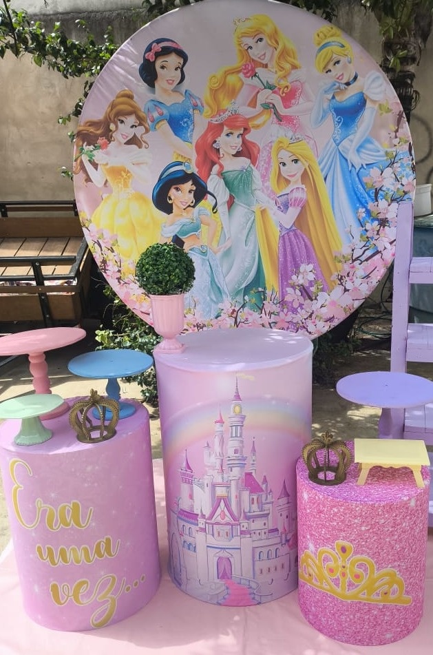 Princesas Disney Tam P  - Bruna Pacheco locações & decorações