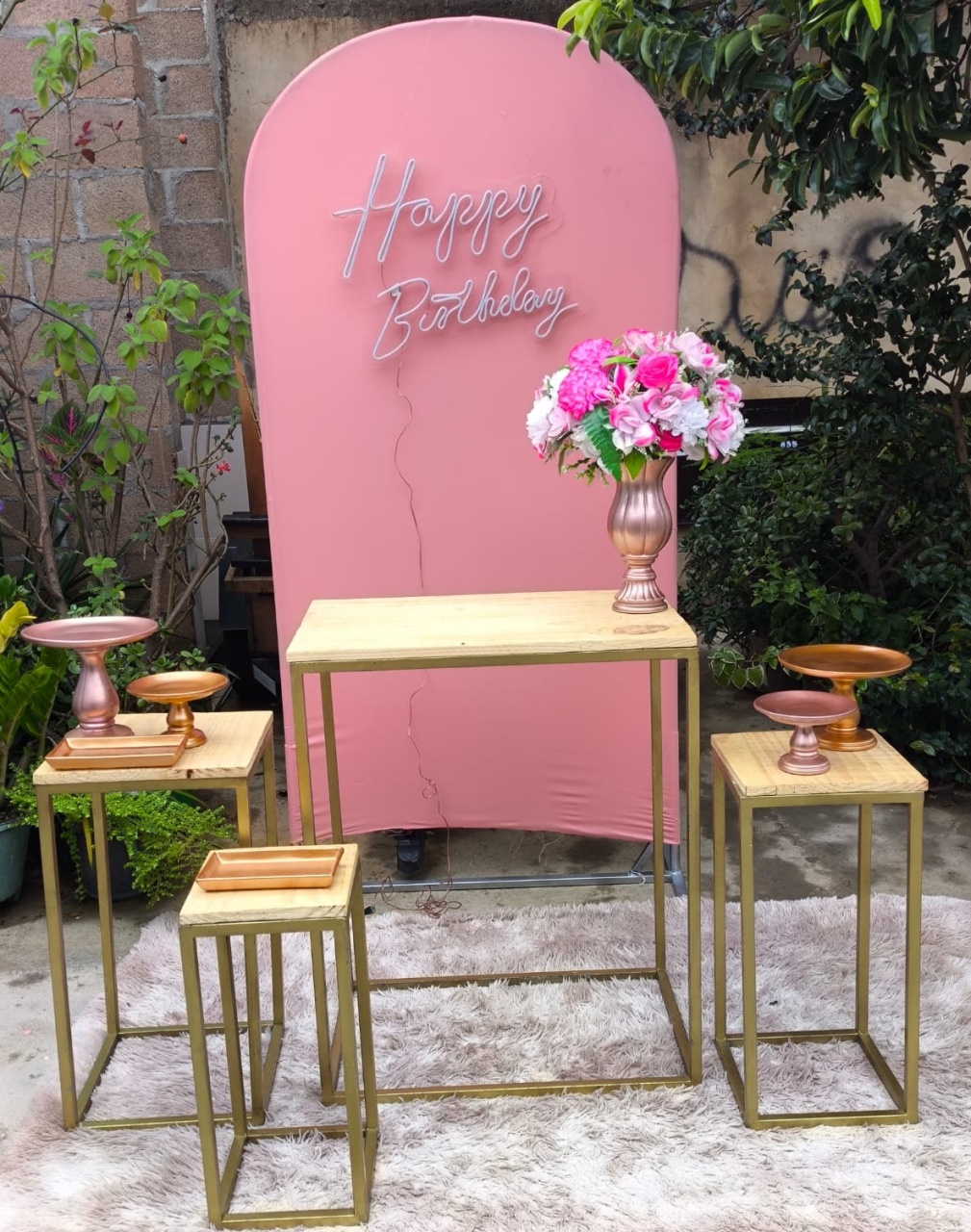 Kit Adulto Tam P  - Bruna Pacheco locações & decorações