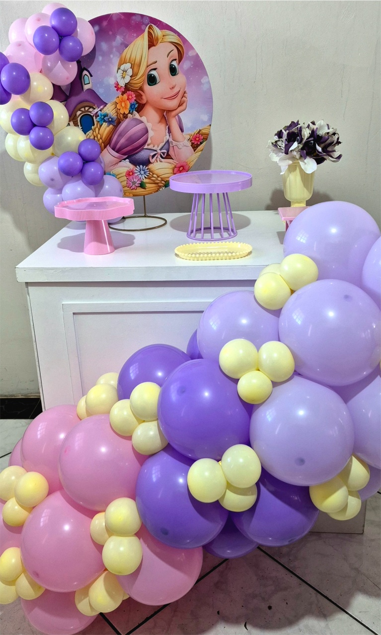 Kit Na Mesa Rapunzel Enrolados - Mini Mundo Guedense