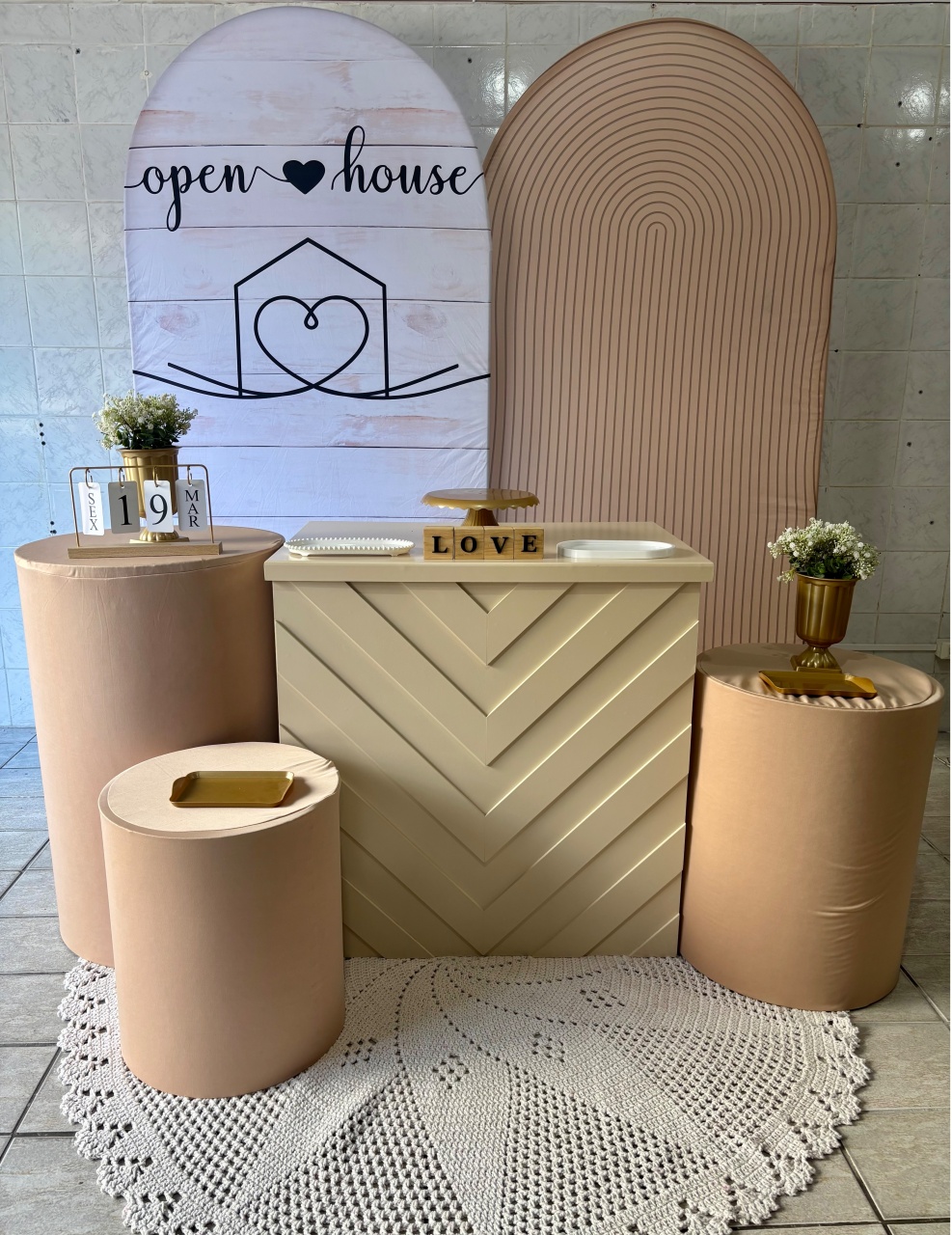 Chá de Casa Nova Bege E Branco - Antonella Decorações