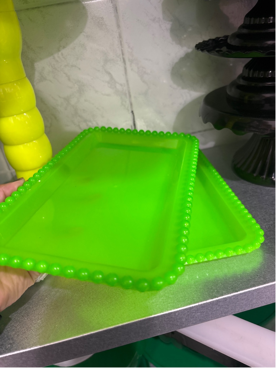 Bandeja Verde Neon Retangular Baixa - Antonella Decorações