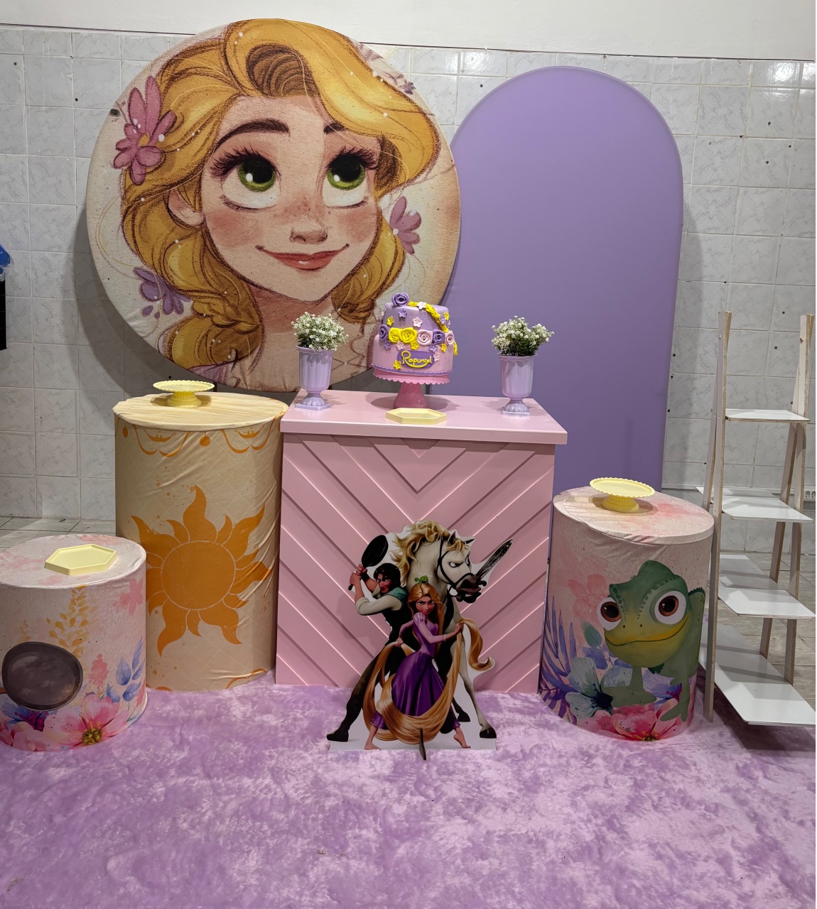 Rapunzel (Kit Ouro) - Antonella Decorações
