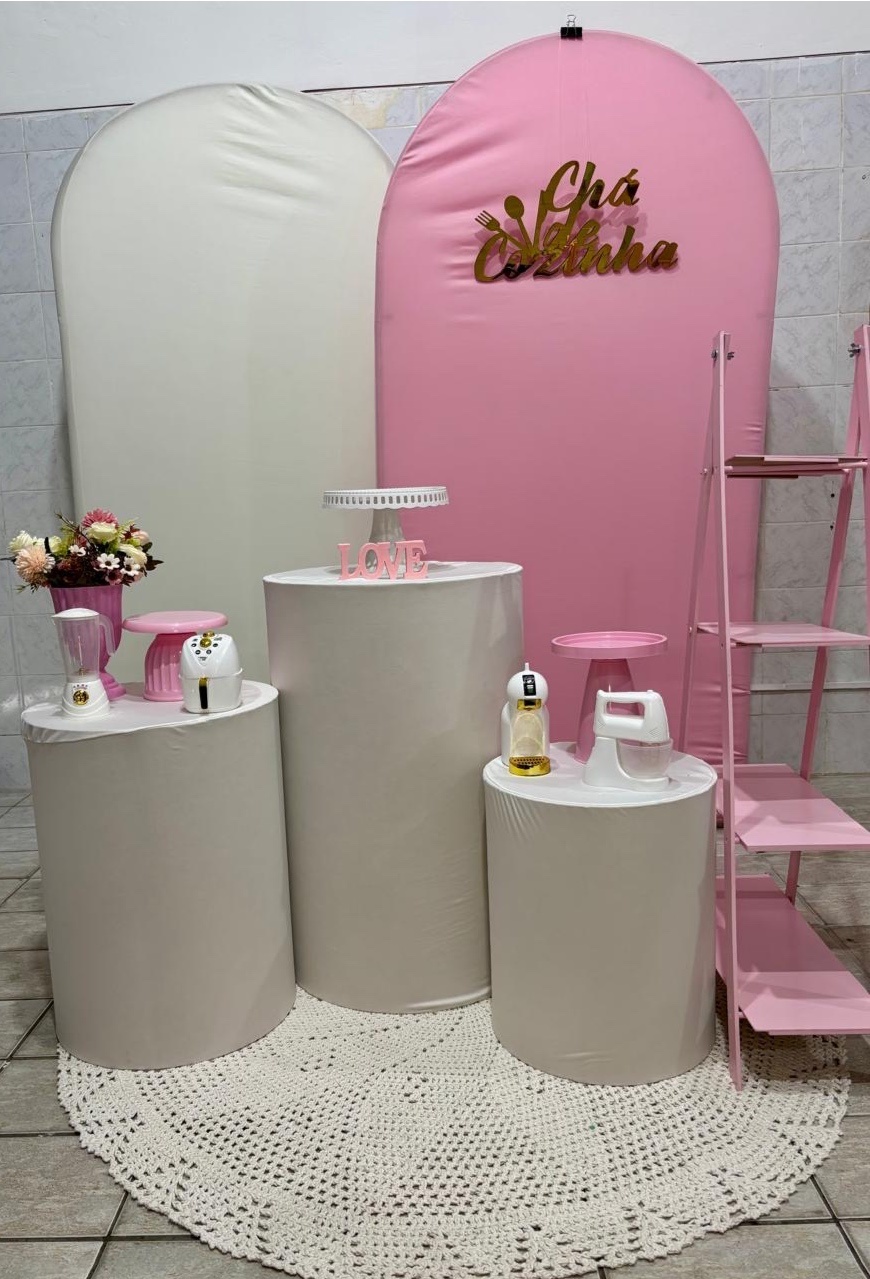 Chá de Cozinha Branco E Rosa  - Antonella Decorações
