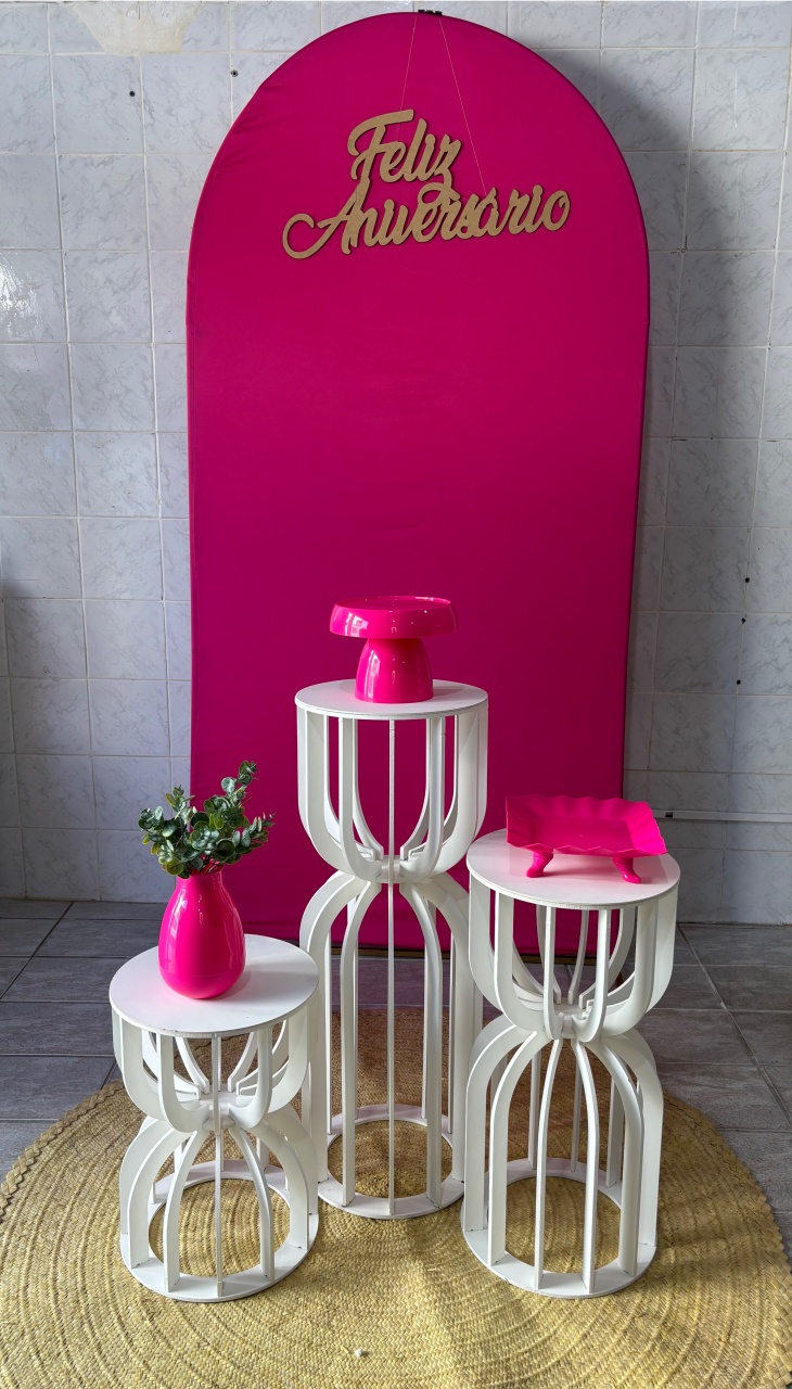 Pink Com Mesa Ampulheta - Antonella Decorações