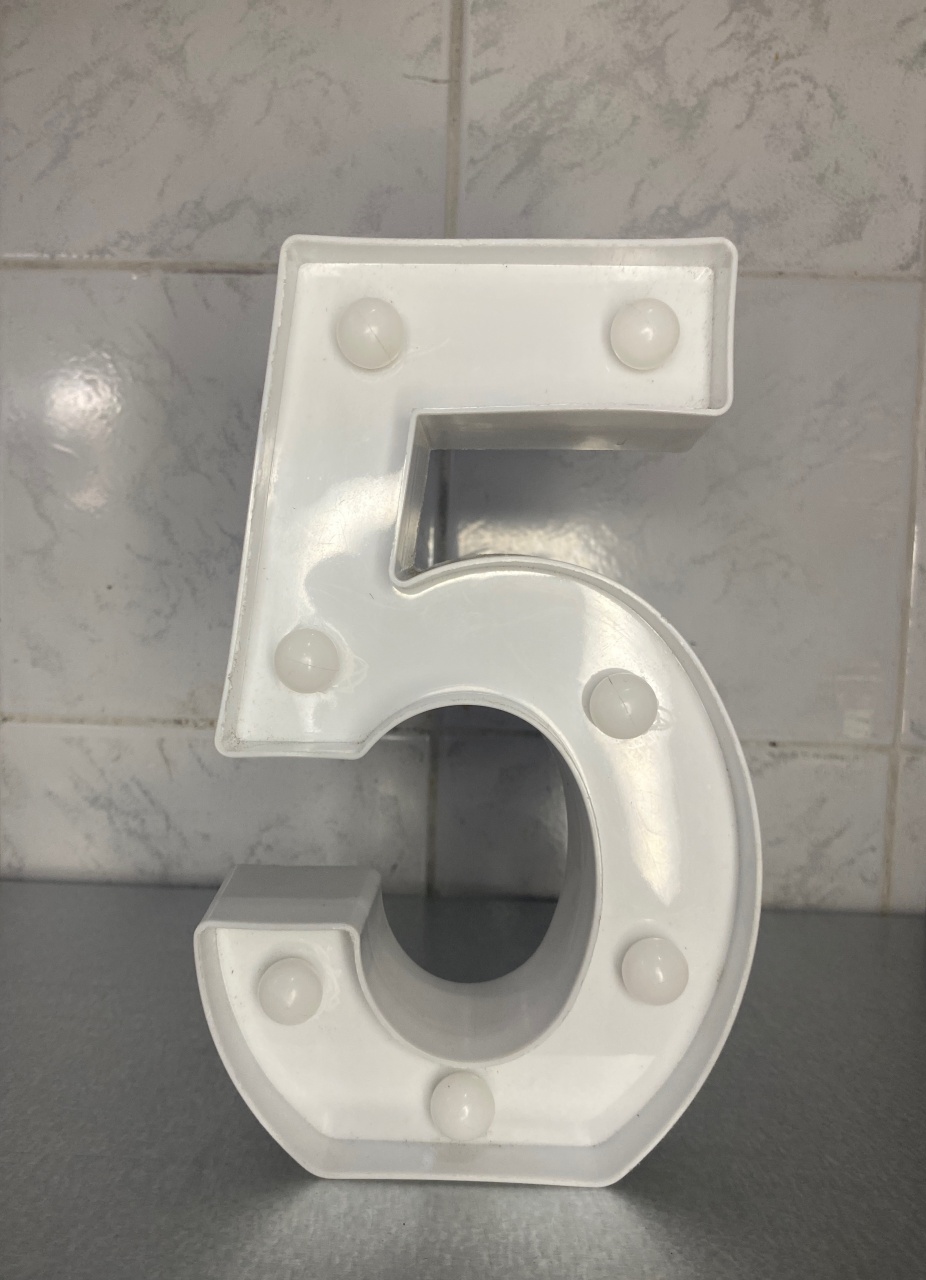 Número 5 de Led  - Antonella Decorações