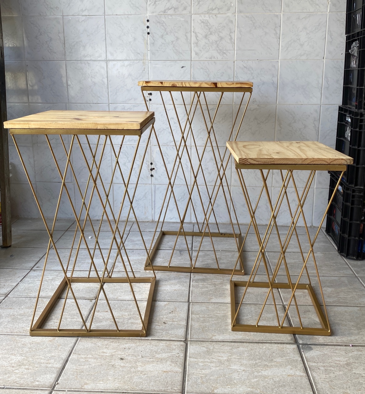 Trio de Mesas de Ferro  - Antonella Decorações