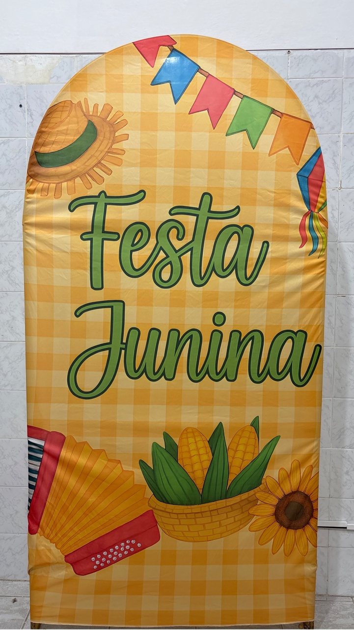 Painel Romano Festa Junina Amarelo - Antonella Decorações