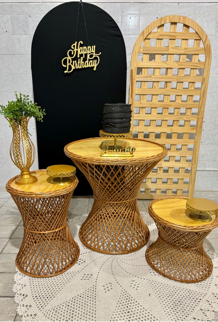 Kit Luxo Preto Com Mesas de Vime - Antonella Decorações