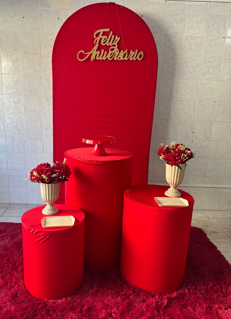 Vermelho Feliz Aniversário - Antonella Decorações