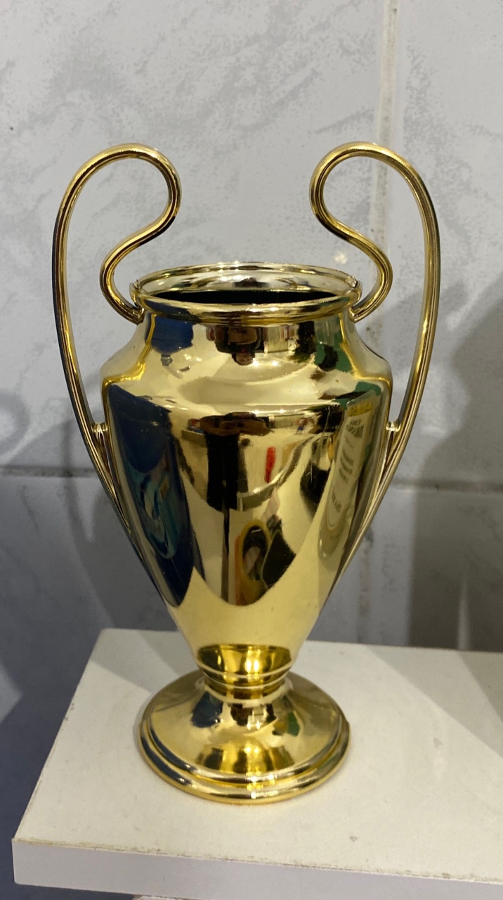 Mini Troféu Dourado  - Antonella Decorações