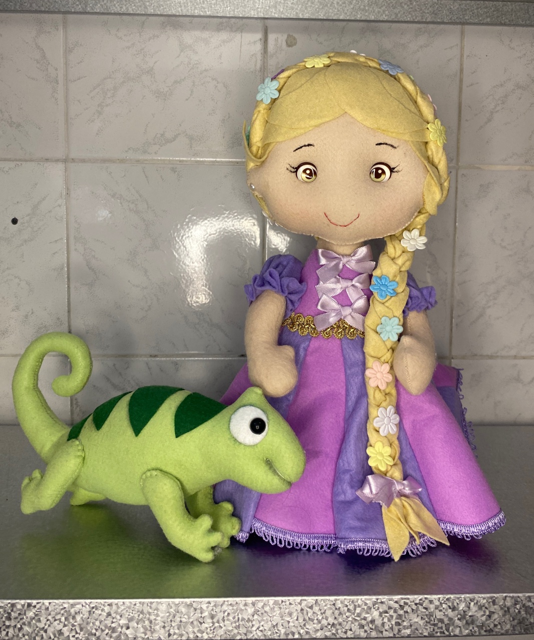 Rapunzel + Camaleão  - Antonella Decorações