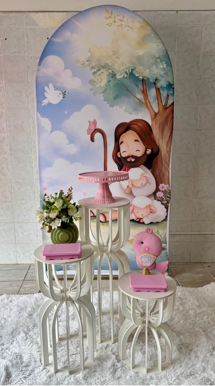 Jardim de Jesus Com Mesas Ampulheta - Antonella Decorações
