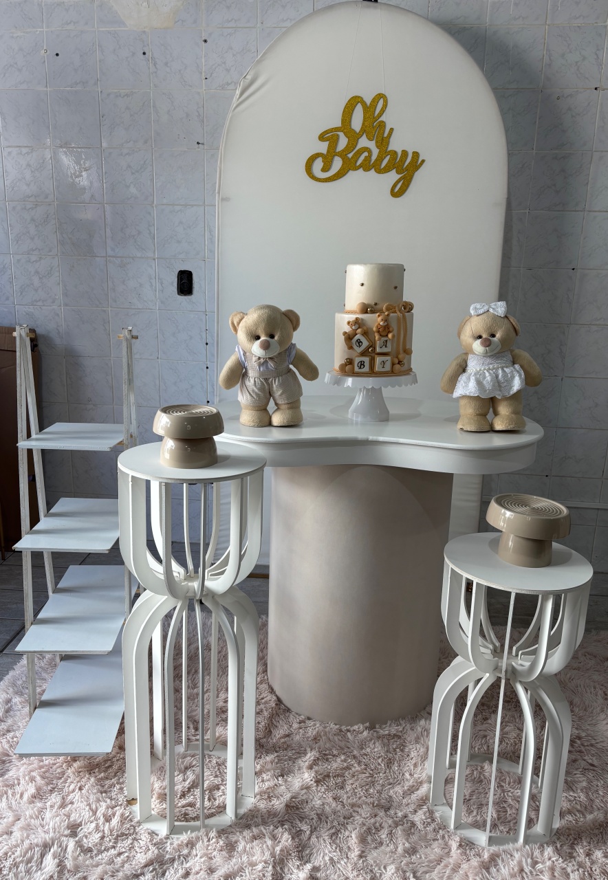 Chá de Bebê Bege Com Mesa Ampulheta - Antonella Decorações