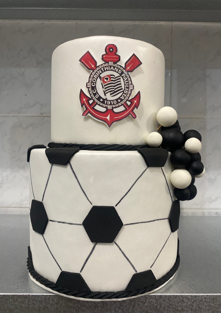 Bolo Fake Corinthians  - Antonella Decorações