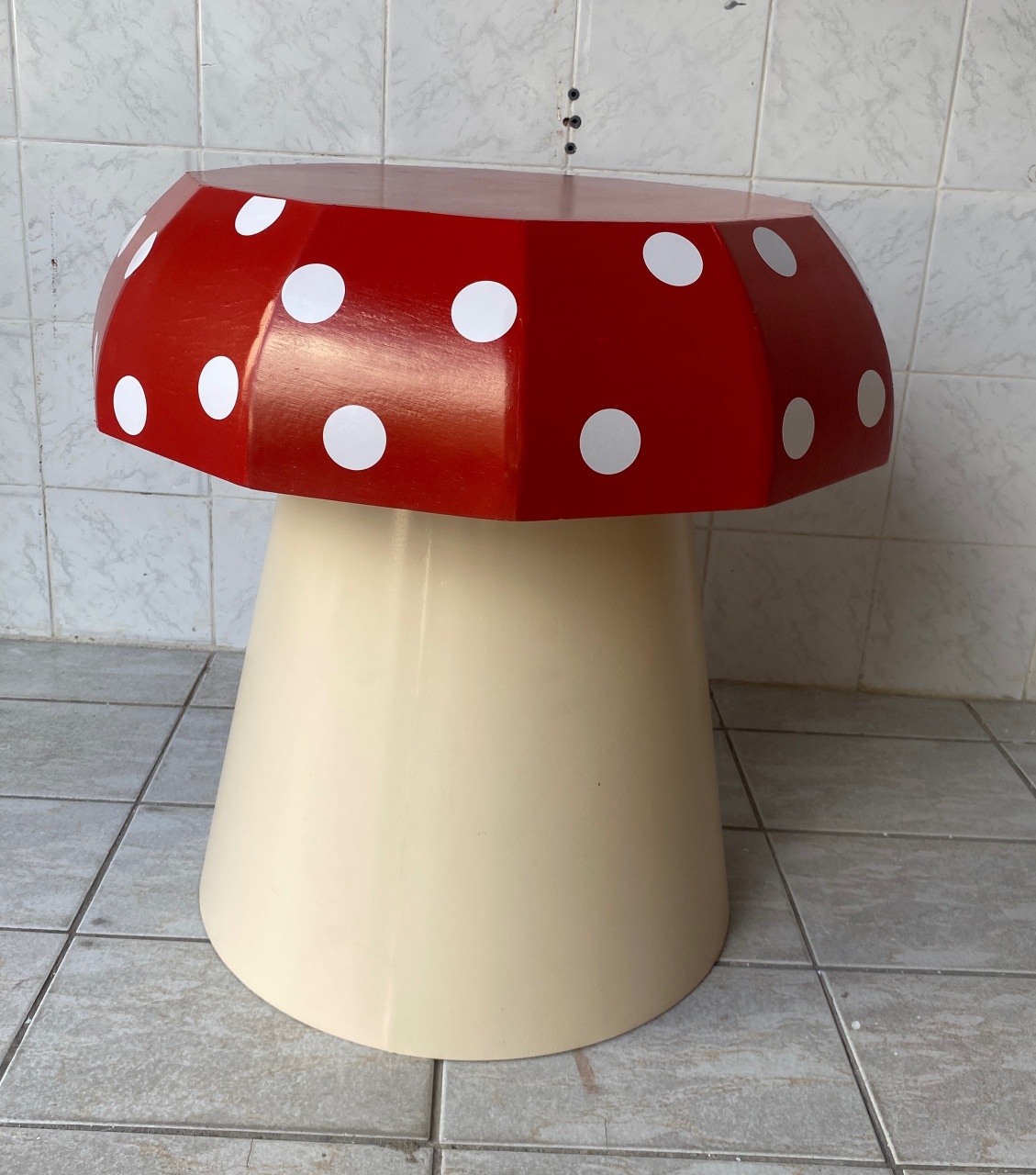 Mesa Cogumelo  - Antonella Decorações
