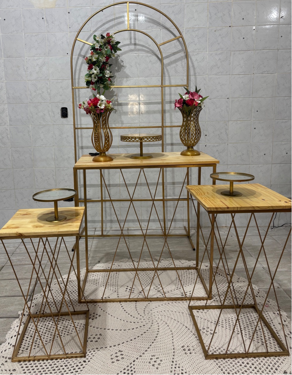 Painel Janela Com Flores - Antonella Decorações