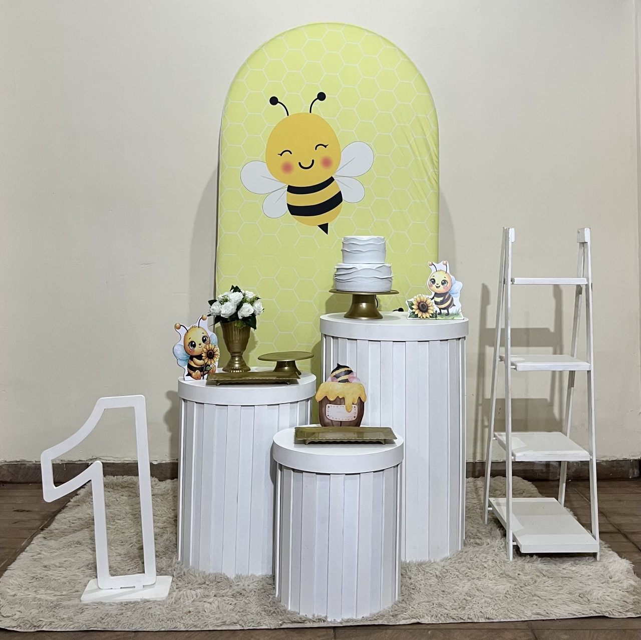 Alugue Kit Luxo Abelhinha Completo - Mila Saldanha Locações