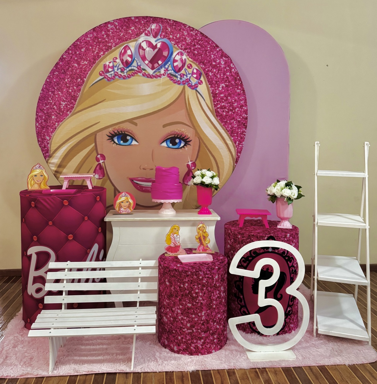 Kit Barbie Premium Plus - Mila Saldanha Locações