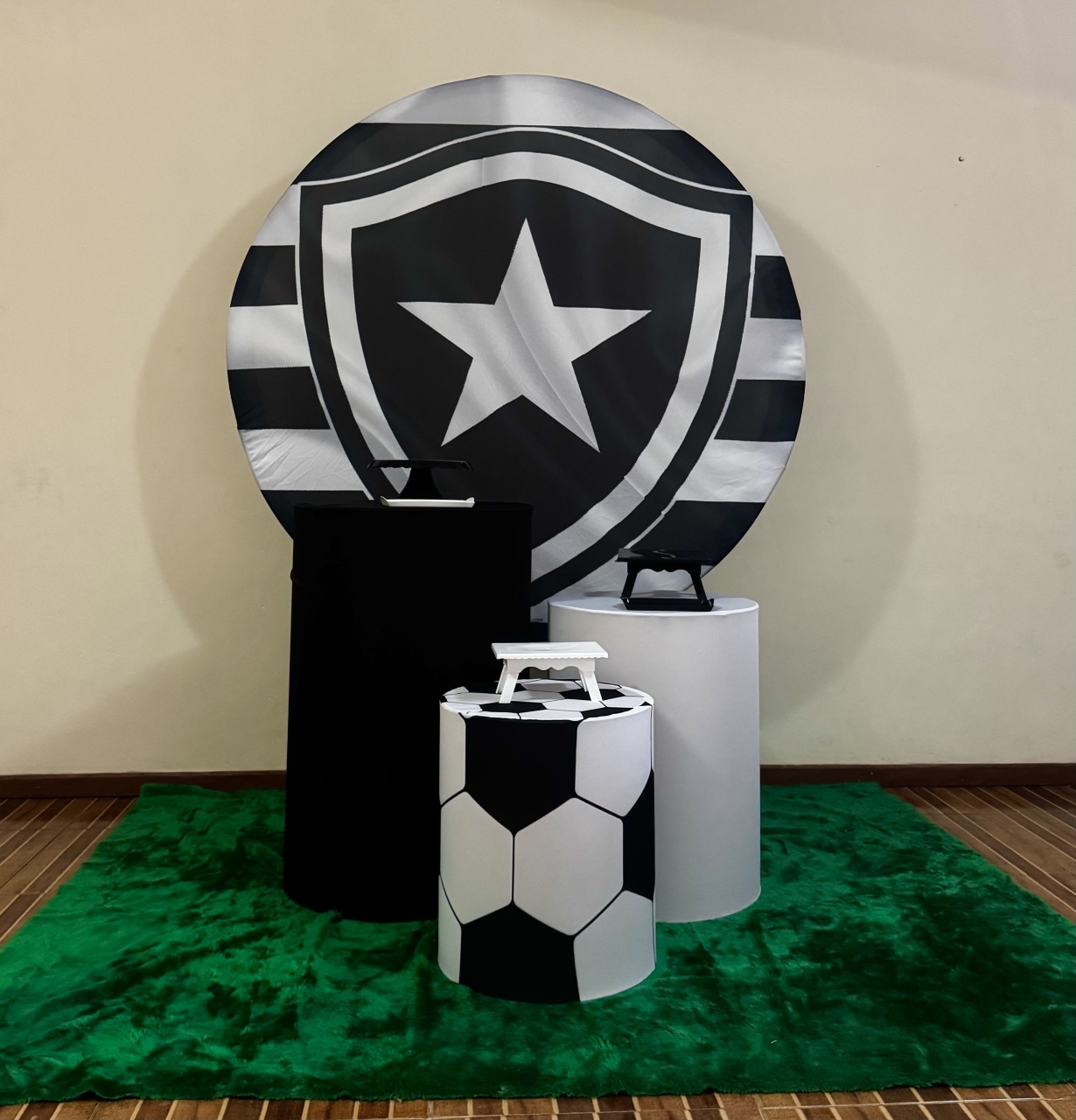 Kit Básico Botafogo - Mila Saldanha Locações