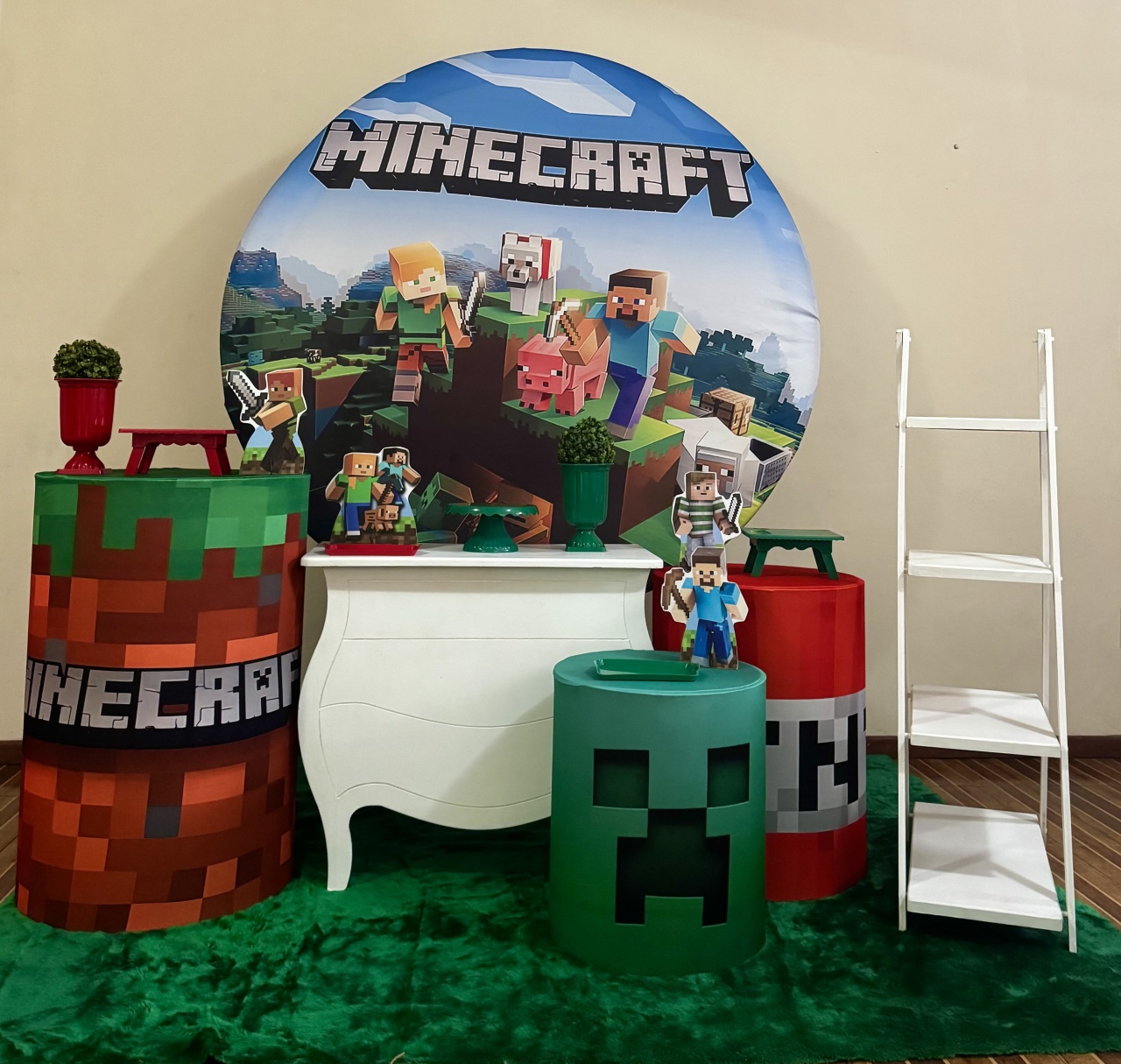 Kit Premium Minicraft - Mila Saldanha Locações