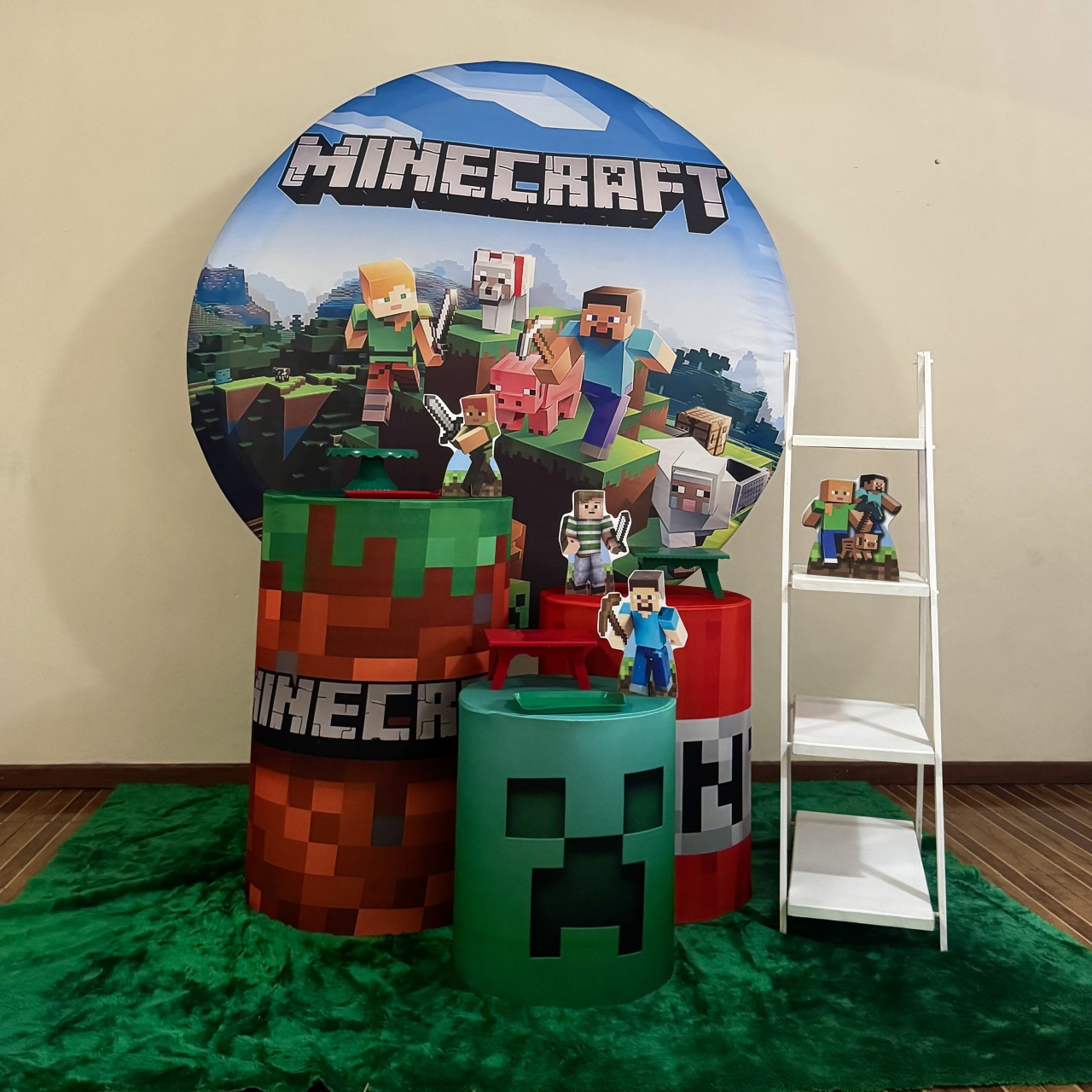 Kit Básico Plus Minicraft - Mila Saldanha Locações