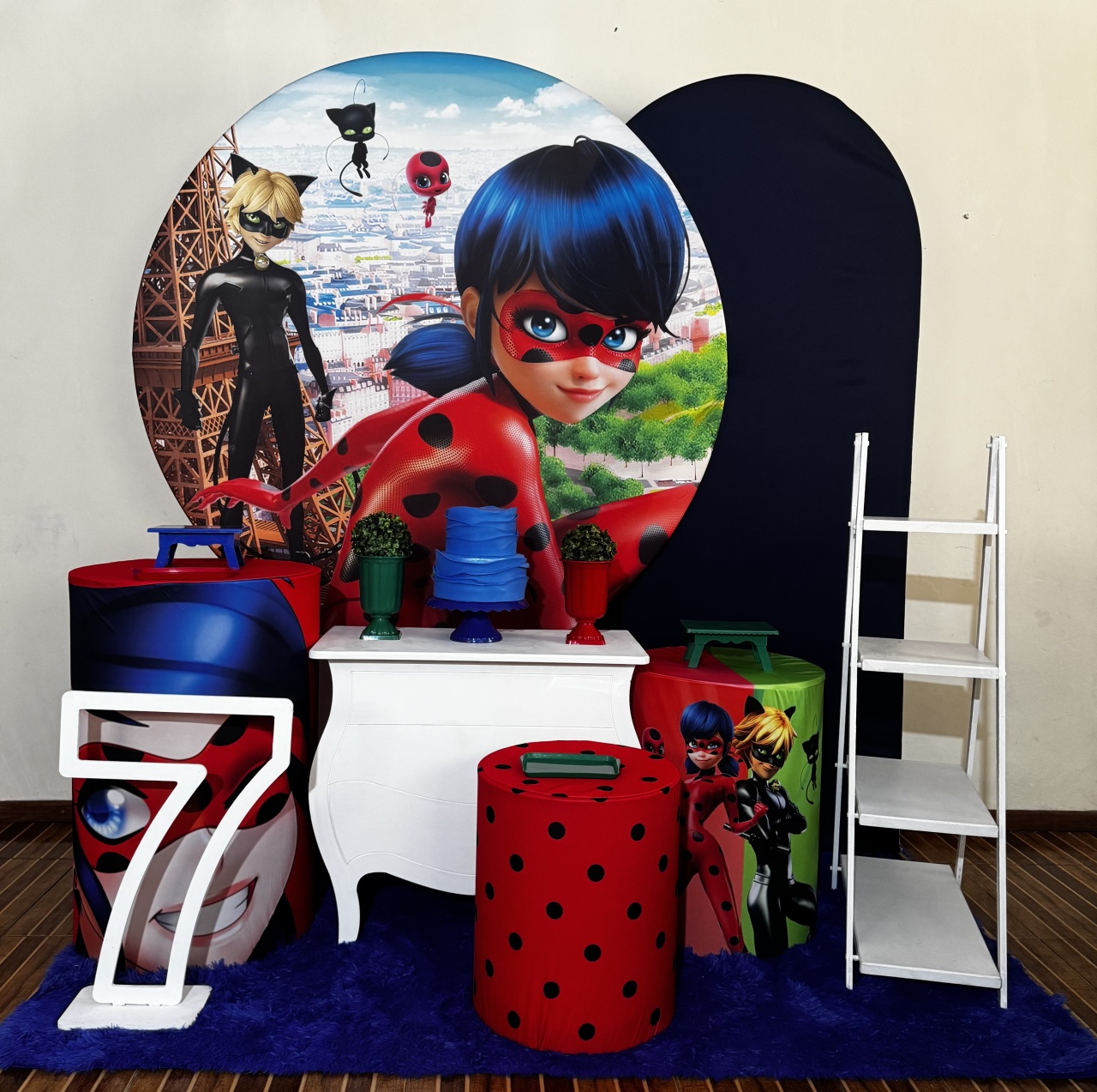 Kit Ladybug Premium Plus - Mila Saldanha Locações