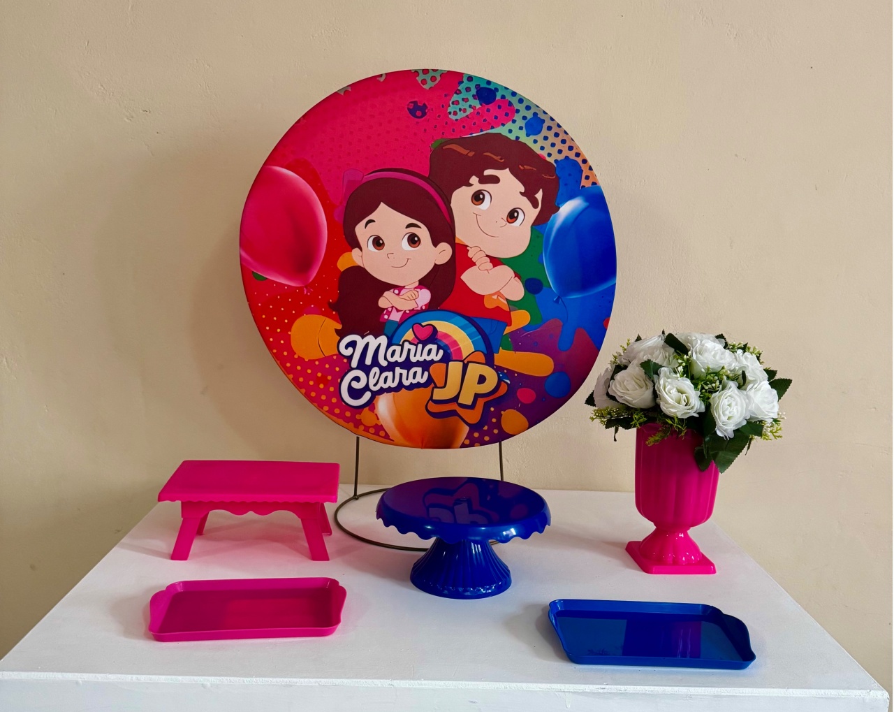 Kit de Mesa Maria Clara E Jp - Mila Saldanha Locações