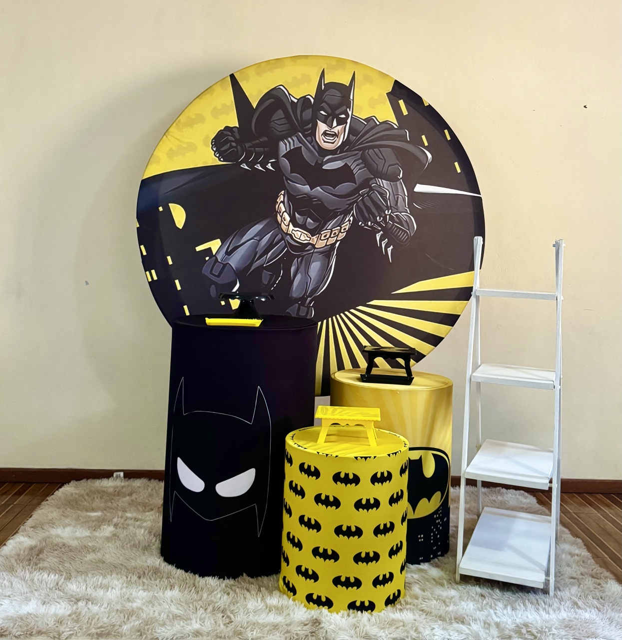 Kit Básico Plus Batman - Mila Saldanha Locações