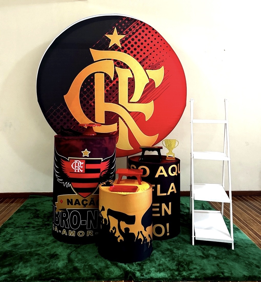 Kit Básico Plus Flamengo Dourado - Mila Saldanha Locações