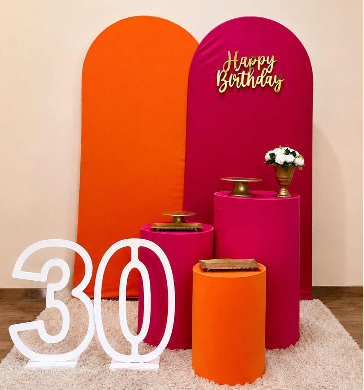 Alugue Kit Painel Duplo Com Número Pink E Laranja - Mila Saldanha Locações
