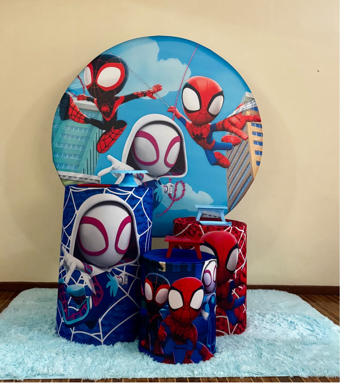 Kit Básico Heróis Aranha - Mila Saldanha Locações