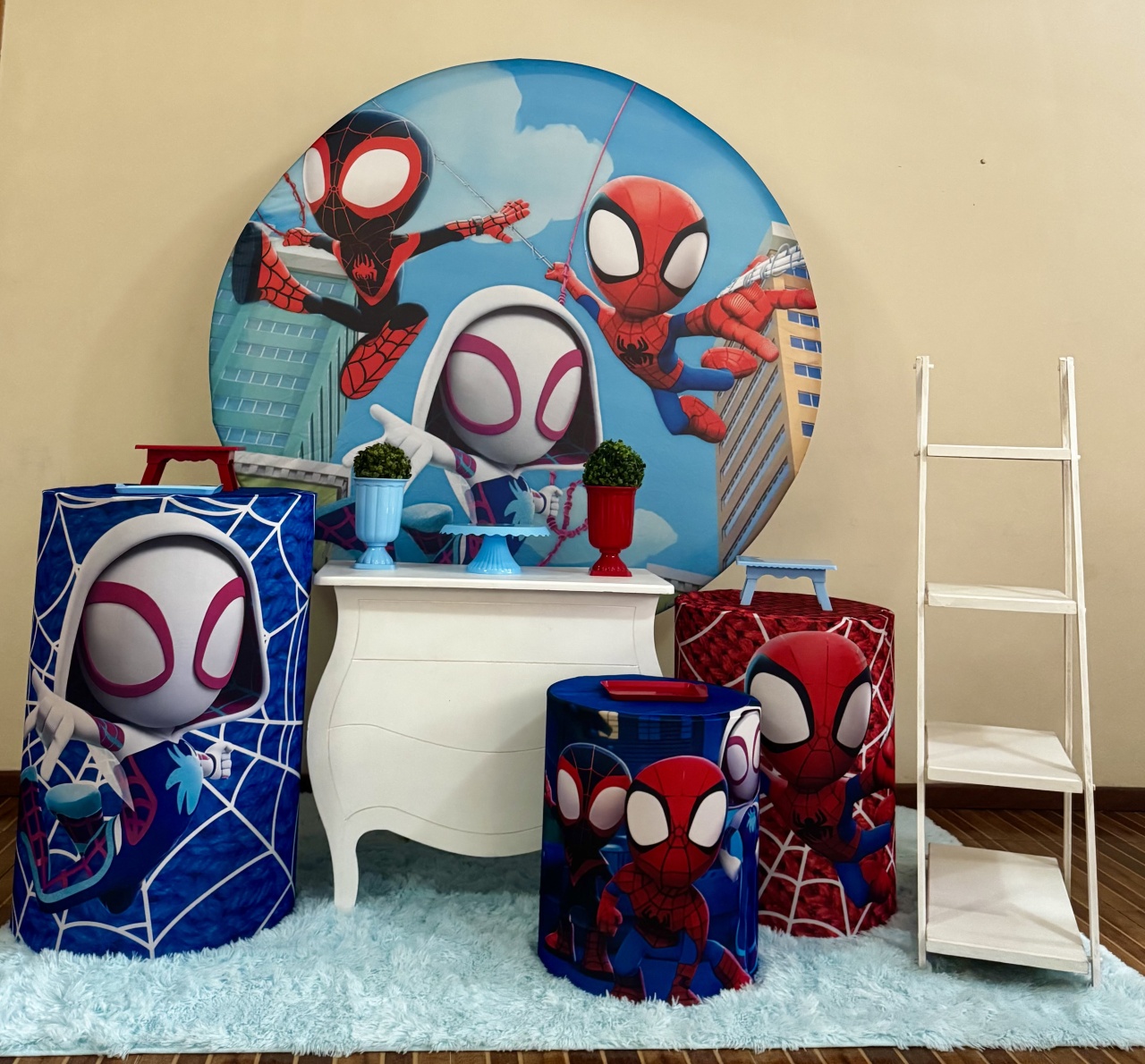 Kit Premium Heróis Aranha - Mila Saldanha Locações