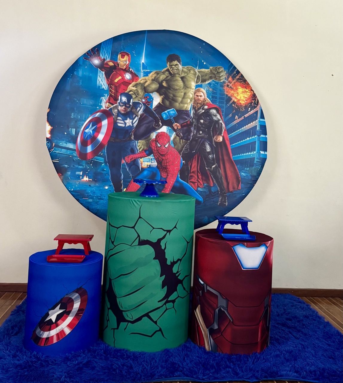 Kit Básico Vingadores - Mila Saldanha Locações