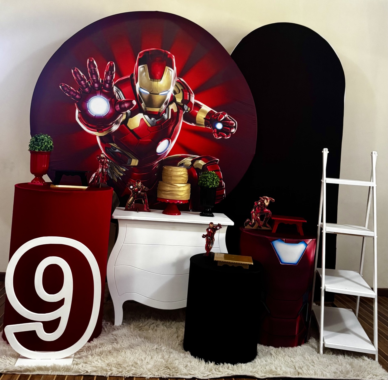 Kit Premium Plus Homem de Ferro - Mila Saldanha Locações