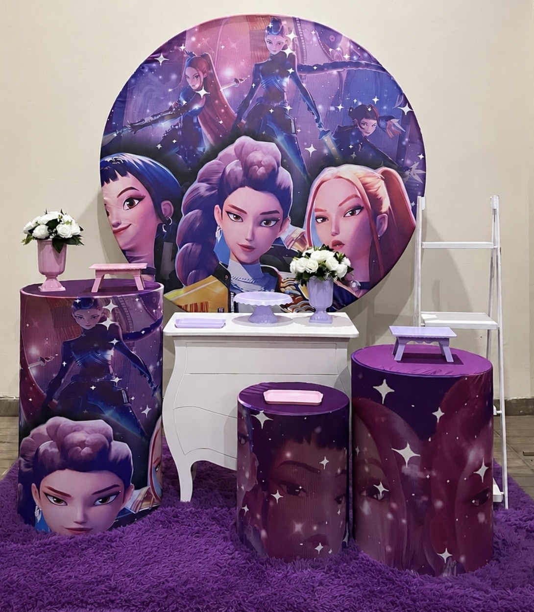 Kit Premium K Pop - Mila Saldanha Locações