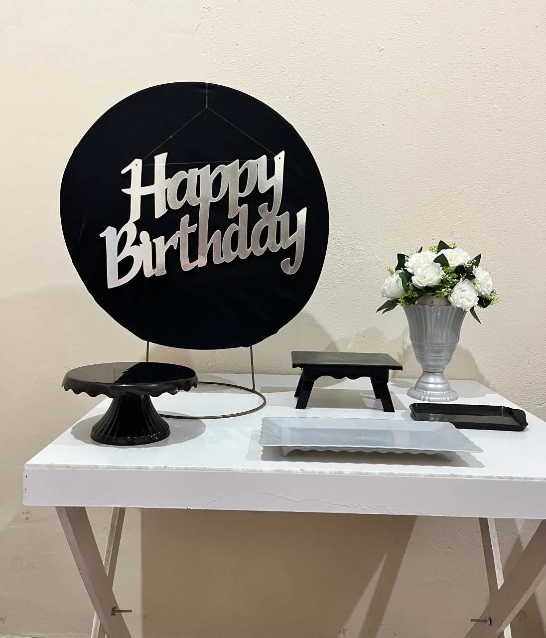 Kit de Mesa Preto E Prata - Mila Saldanha Locações