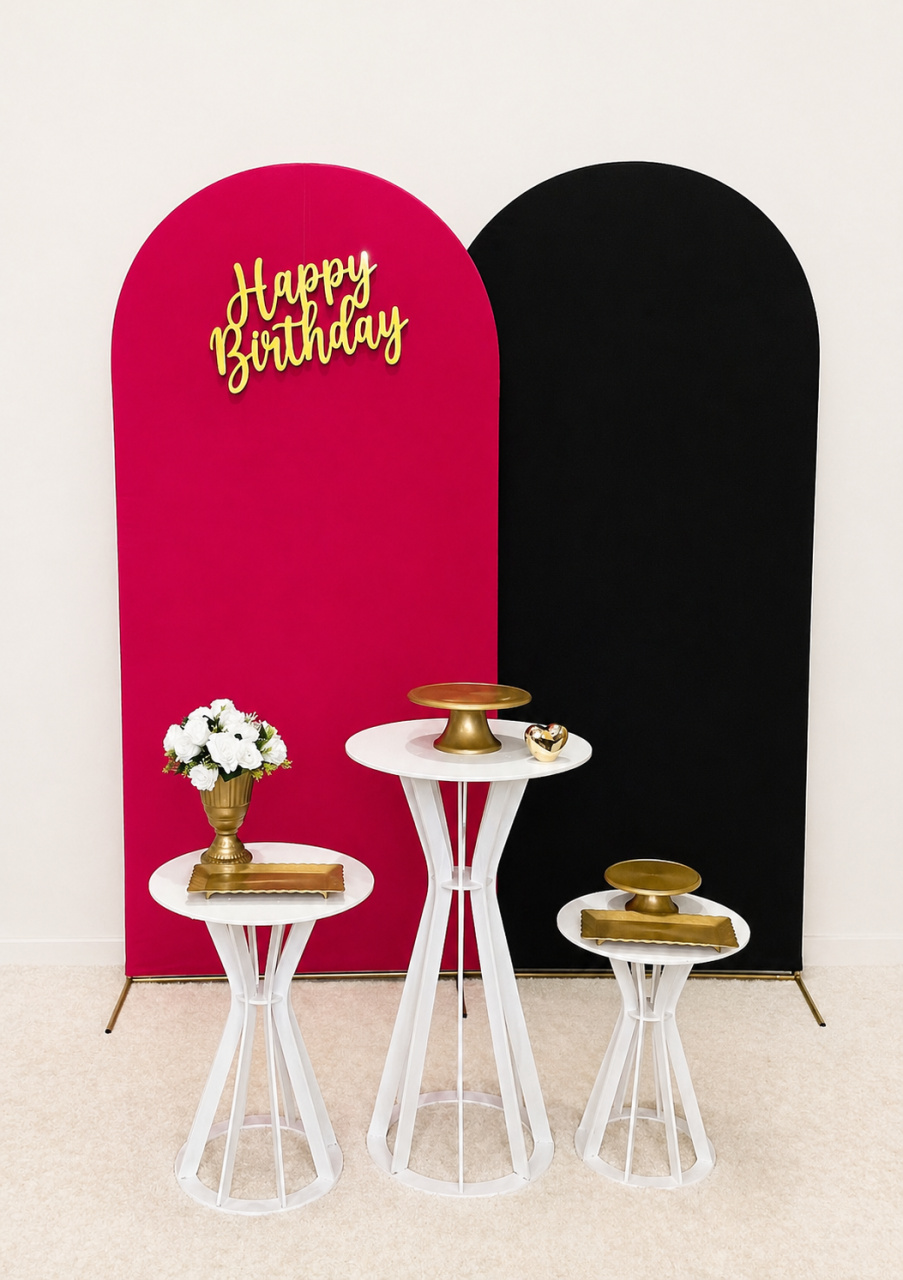 Kit Painel Duplo E Mesas de Madeira Pink E Preto - Mila Saldanha Locações