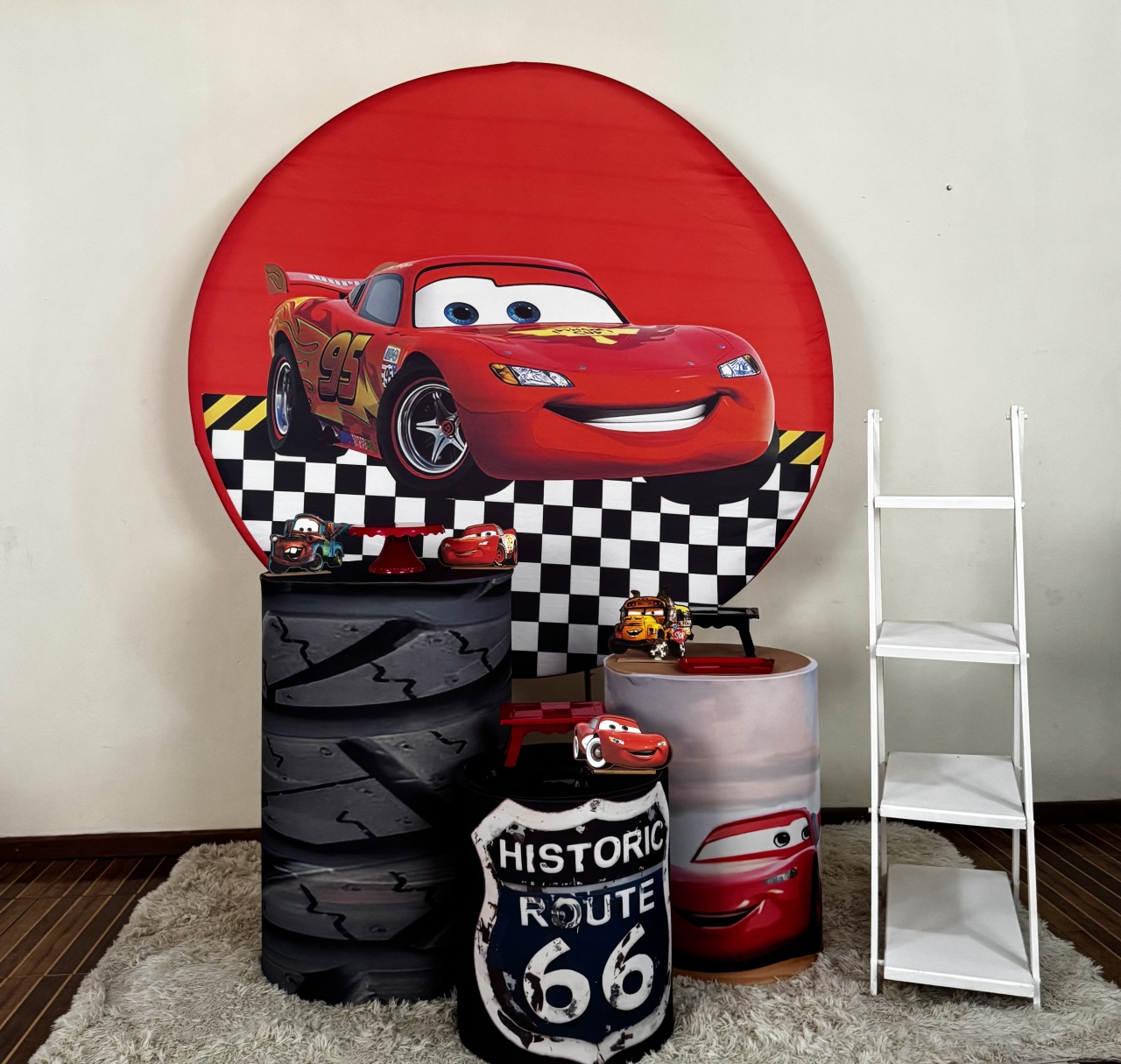 Kit Básico Plus Carros( Mcqueen) - Mila Saldanha Locações