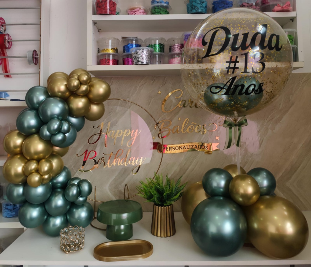 Adulto Verde E Dourado Com Balão Personalizado - Carla Decor
