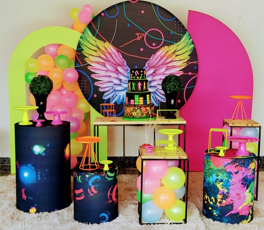 Decoração Neon - Carla Decor